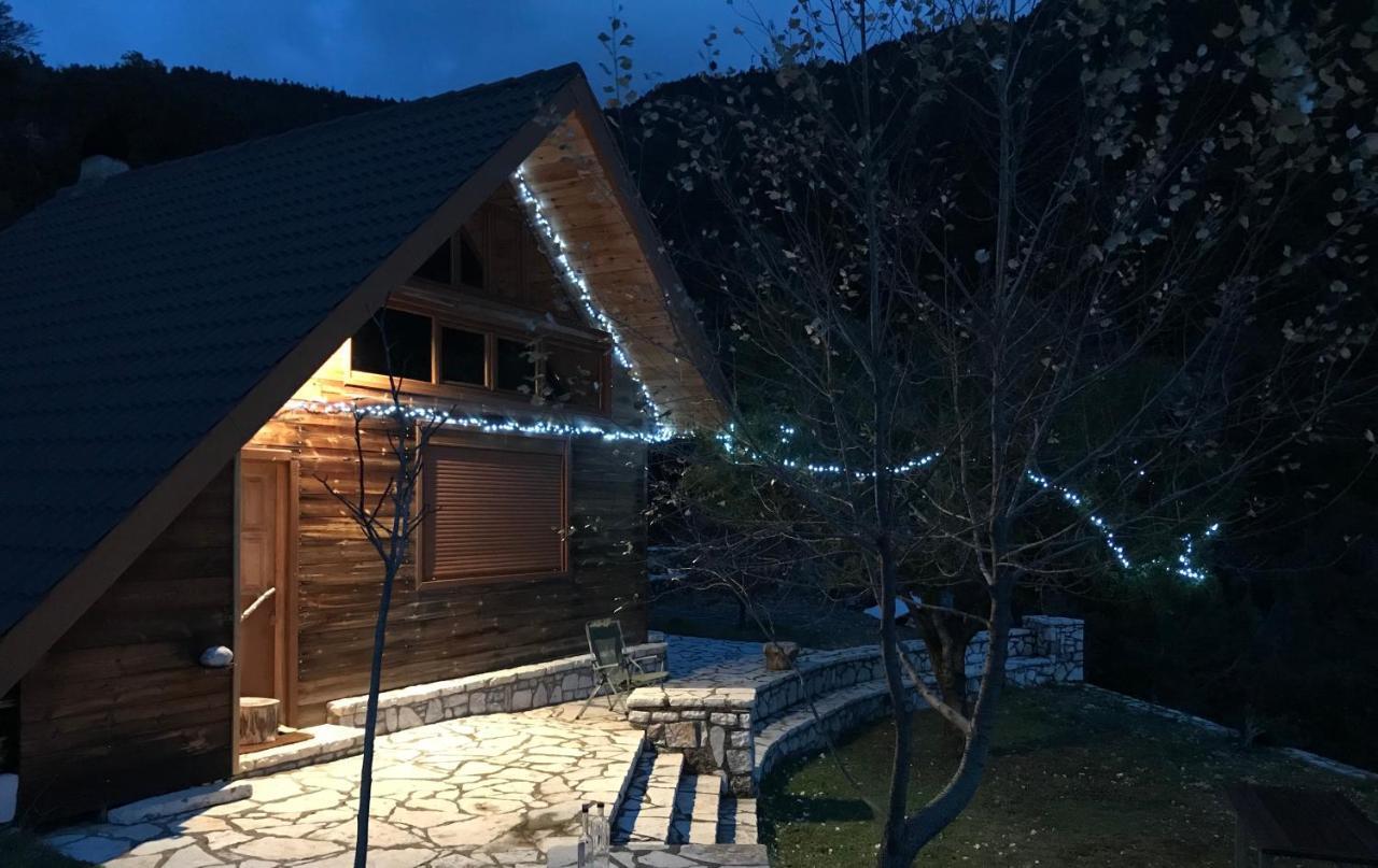 Chalet In The Forest Καλάβρυτα Εξωτερικό φωτογραφία